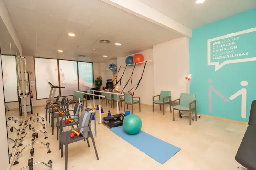Centro de Día con GImnasio